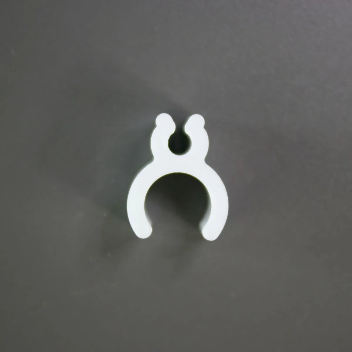 1/8" Sculpture Clips, White 100 Count