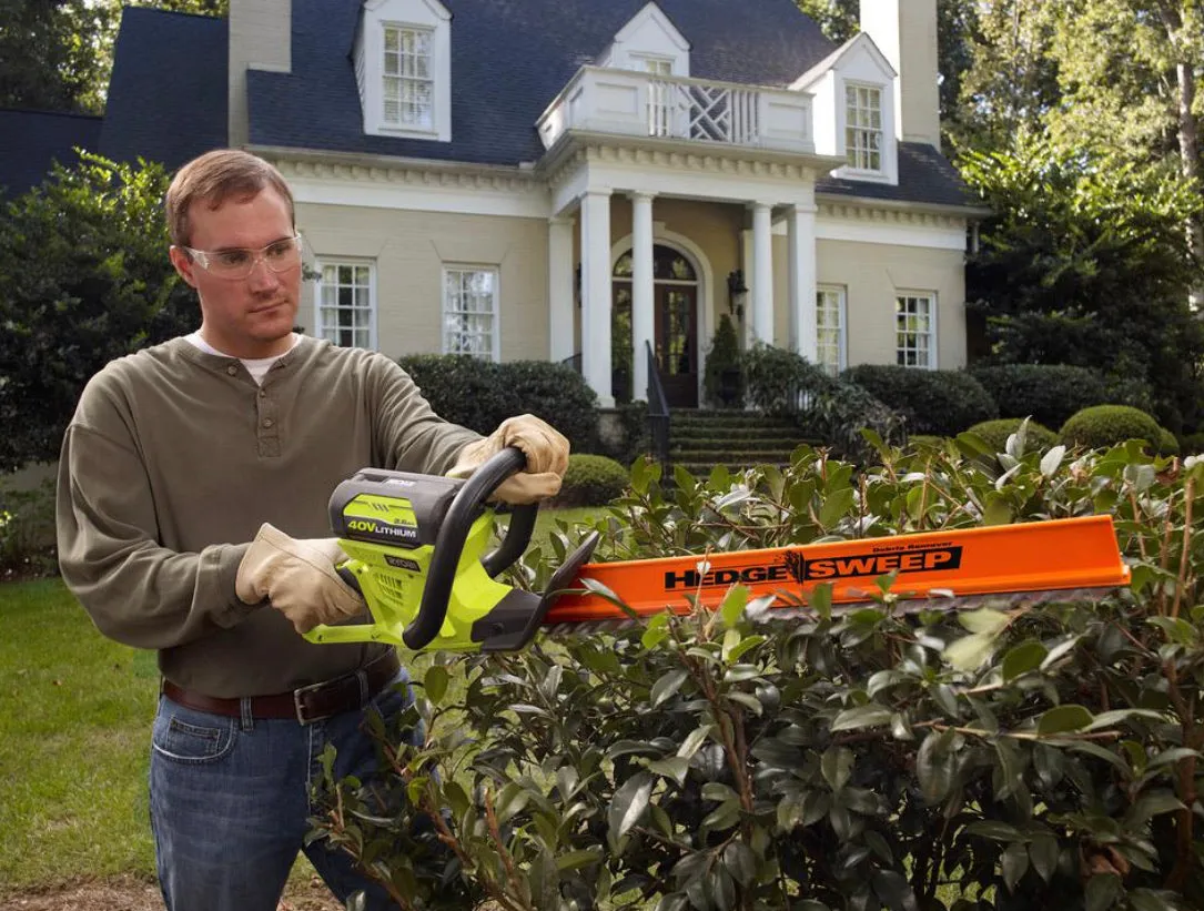 24 in. 40-Volt Lithium-Ion Cordless Hedge Trimmer (Tool Only)