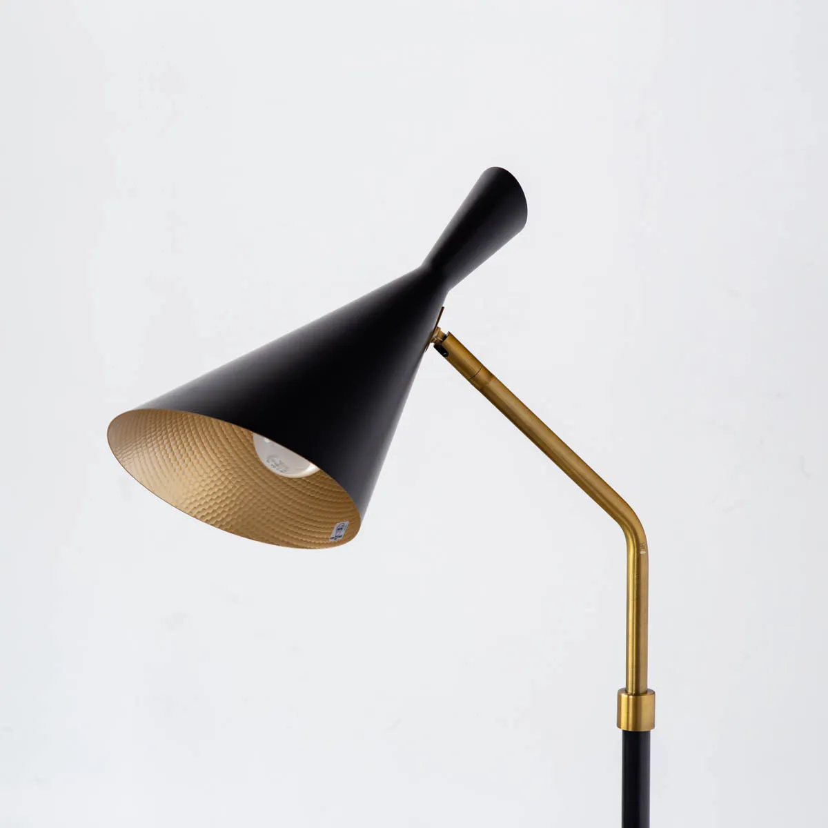 Black × Gold　Nostalgic Floor Lamp