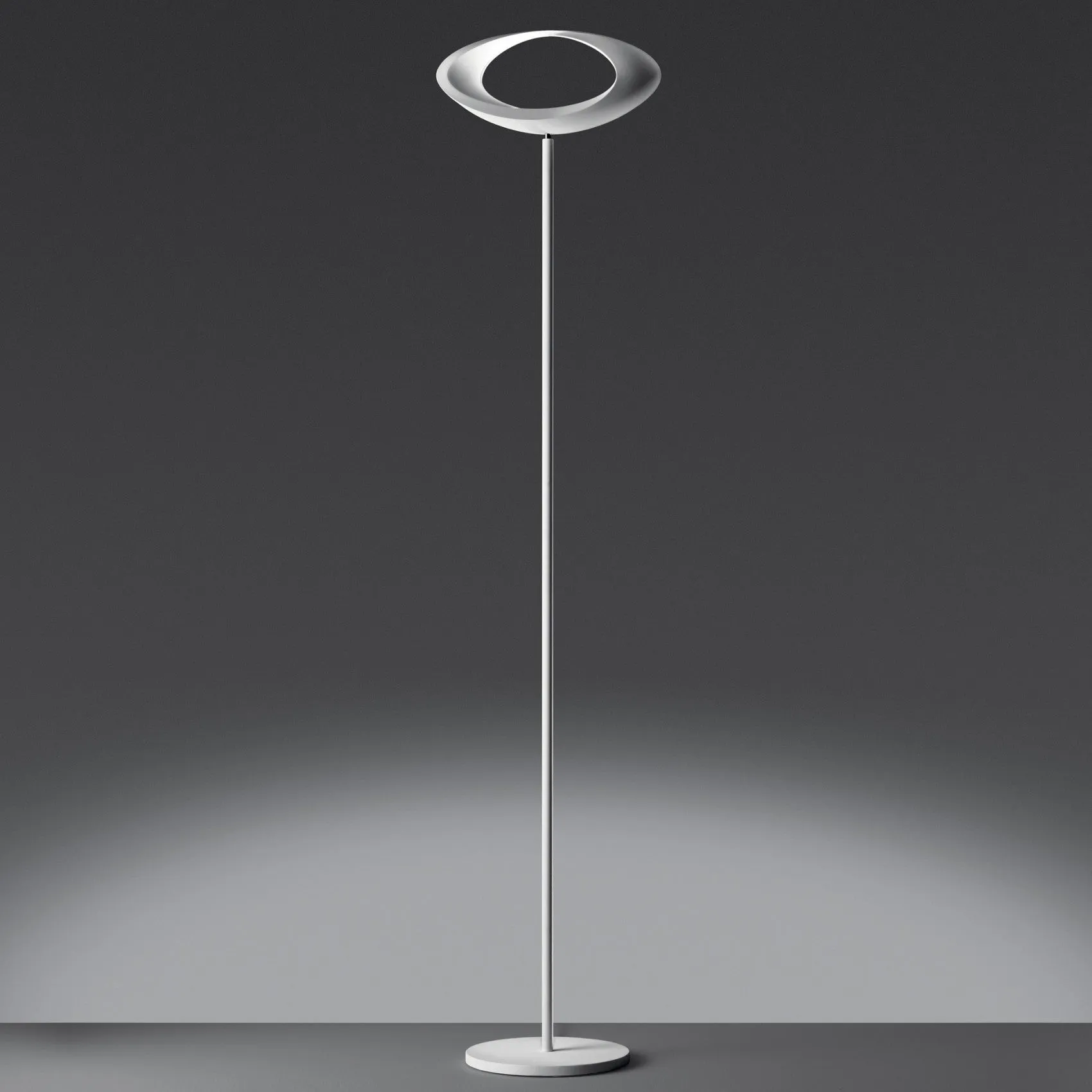 cabildo floor lamp | Artemide