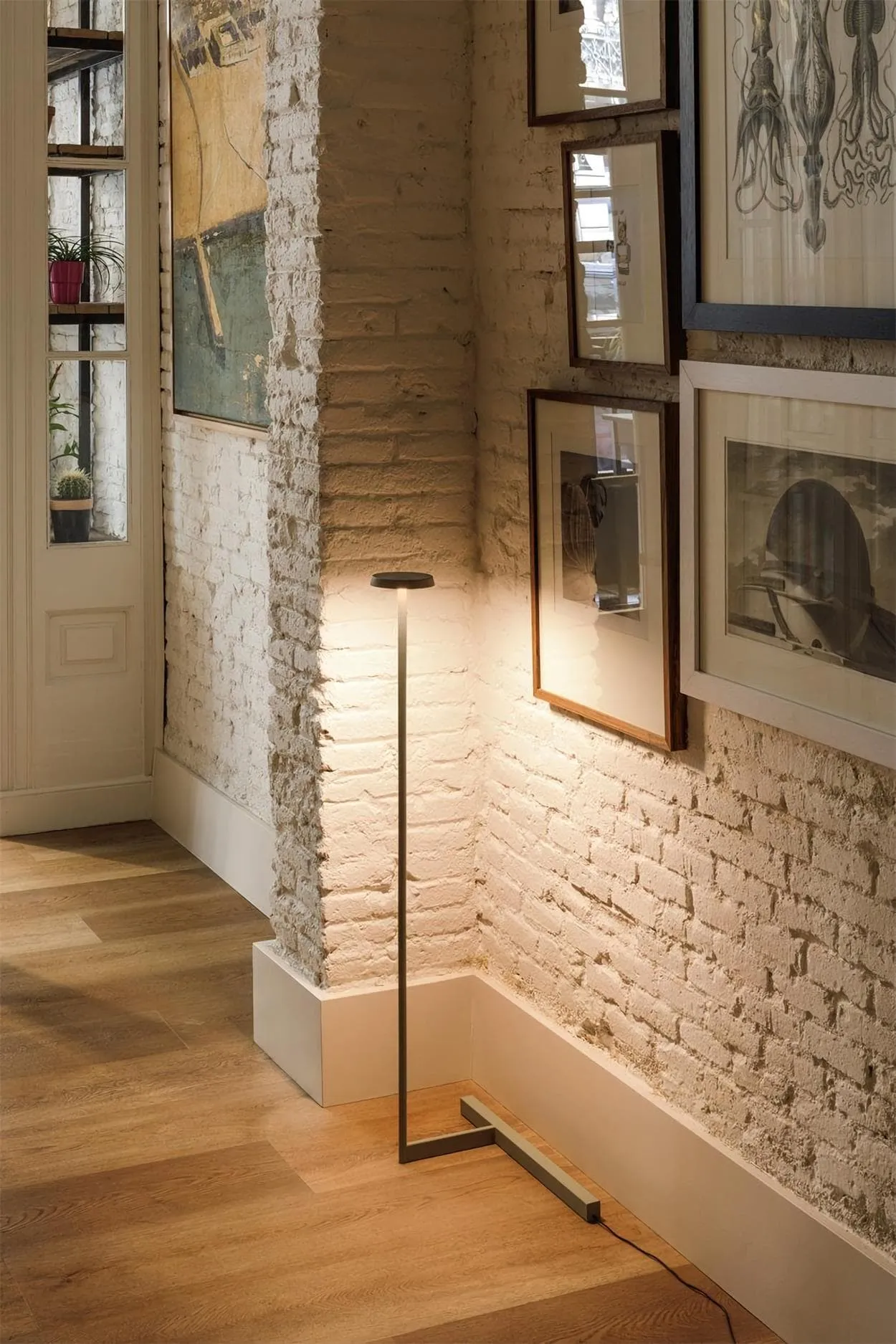 Flat Floor Lamp