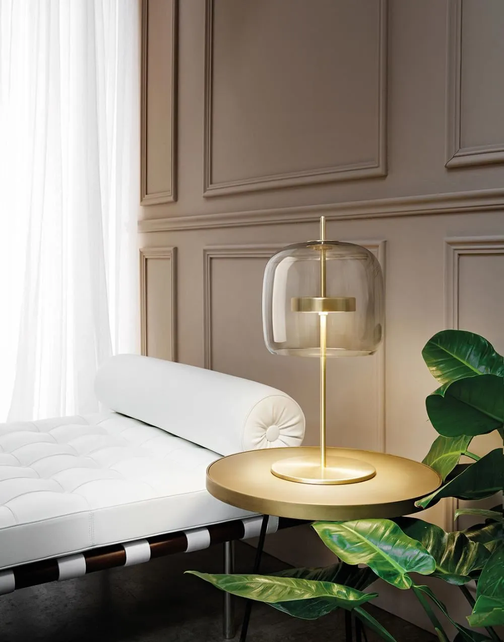 Jube table lamp