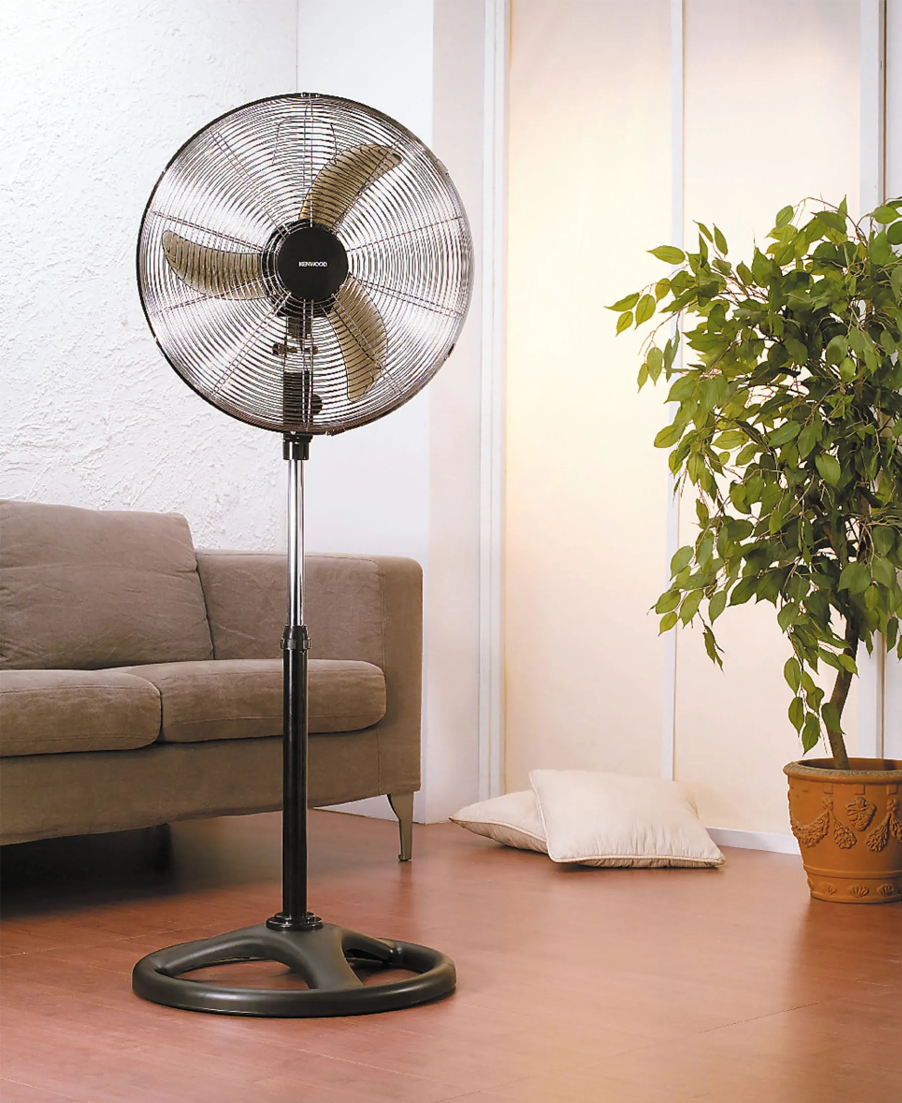 Kenwood Standing Fan - Silver