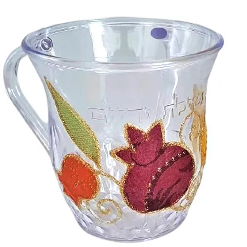 Lily Art - 1954- acrylic washing cup designed 13 c"m