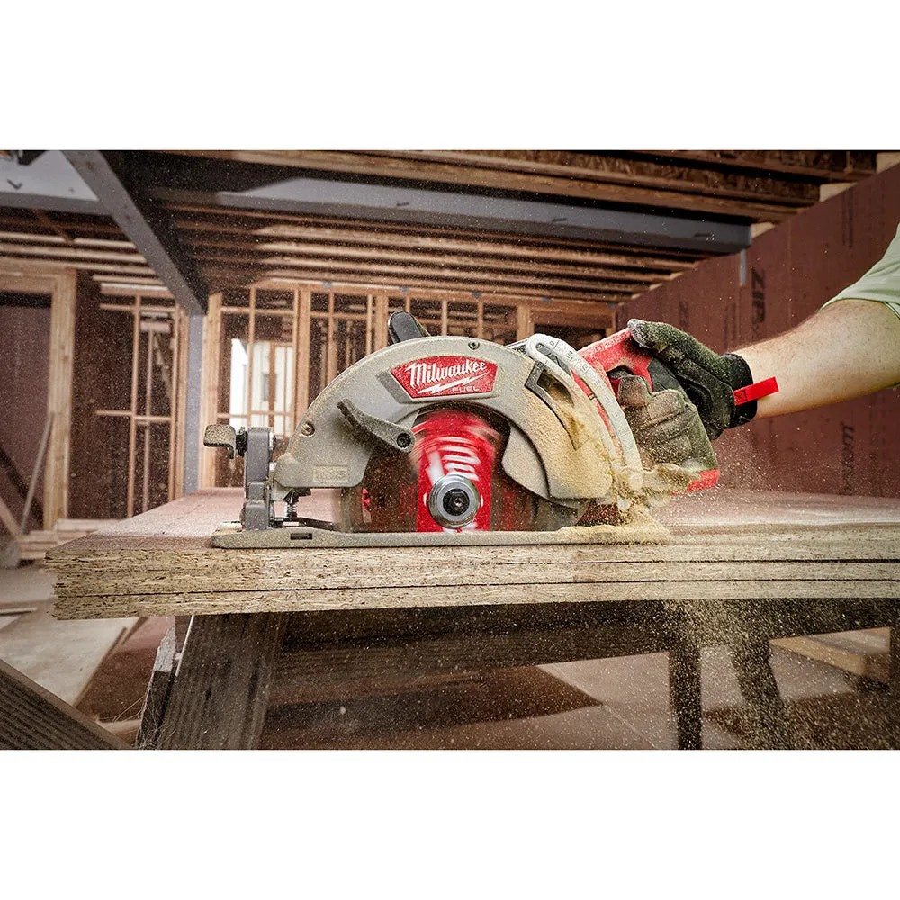 Milwaukee 2830-20 M18 FUEL Rear Handle 7-1/4" Circular Saw - Tool Only